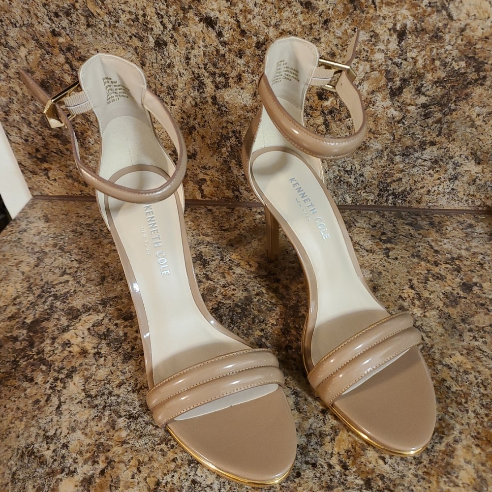Ladies Shoes